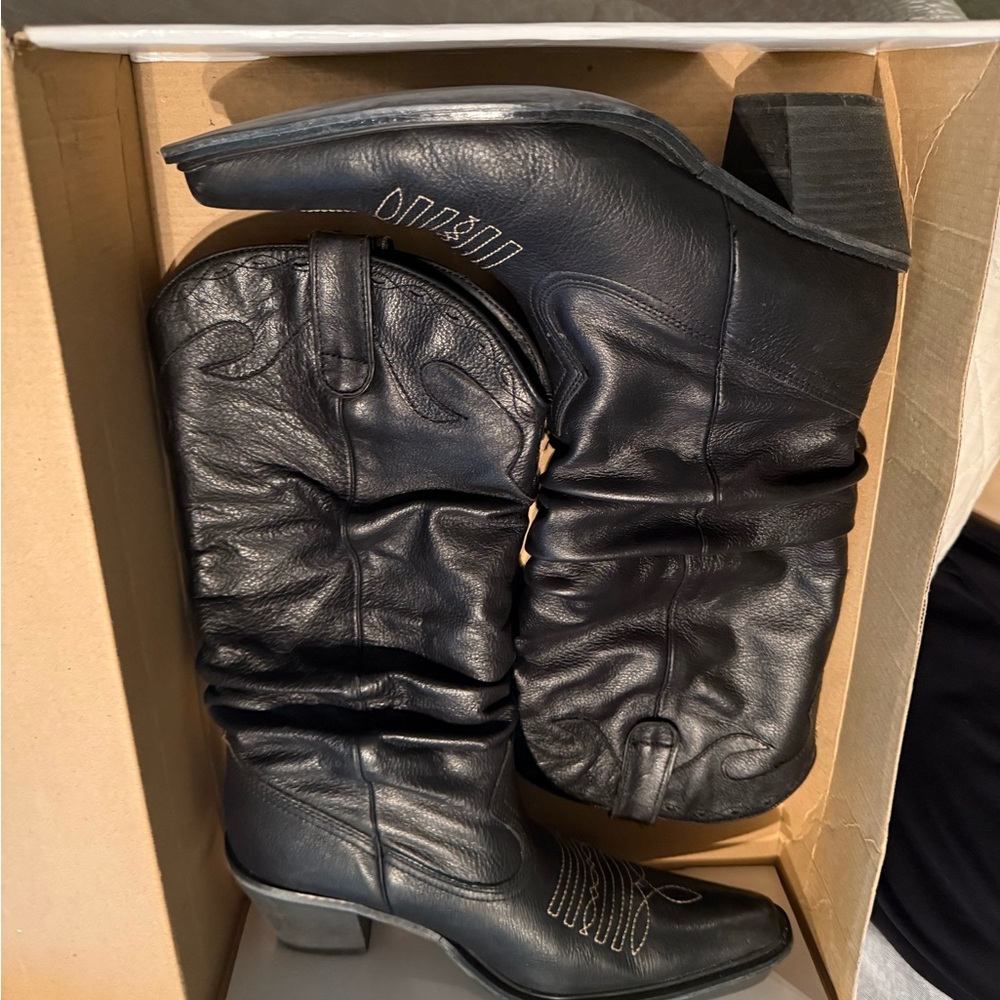 Steve Madden White Shoe Box